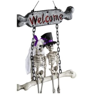 Appendino Scheletri Sposi su Altalena